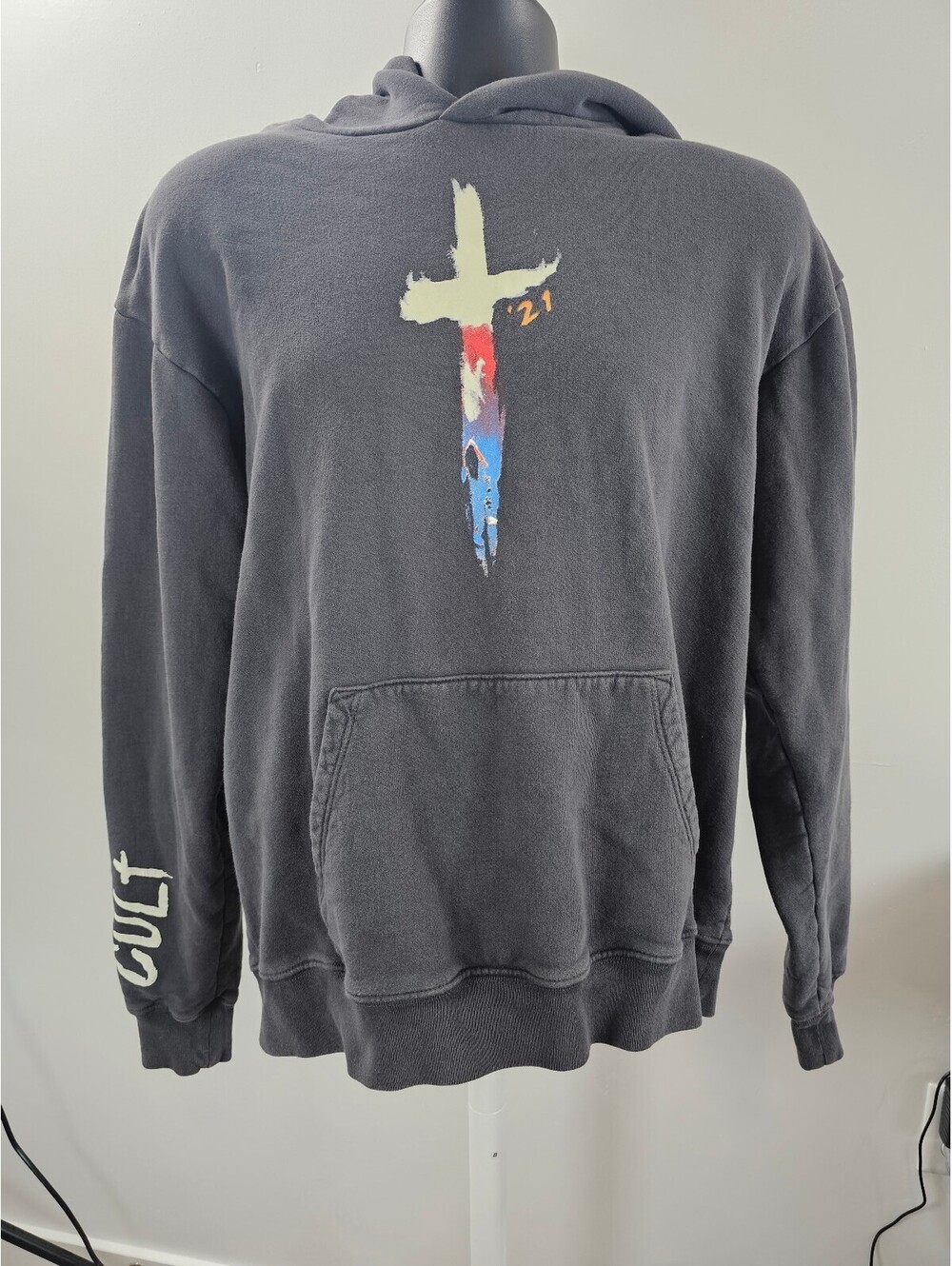 Saint JHN 21' 'In Case We Both Die Young' Tour Hoodie Grey - Picture 1 of 15